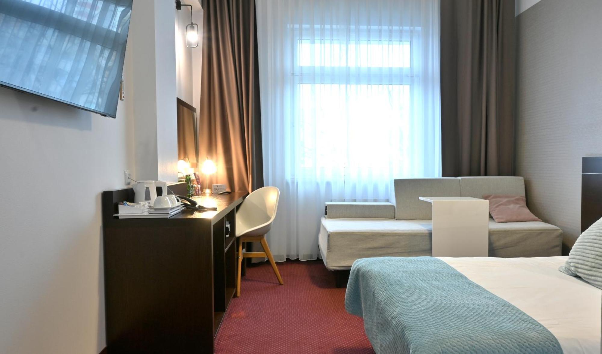 Mercure Piotrków Trybunalski Vestil Exterior foto