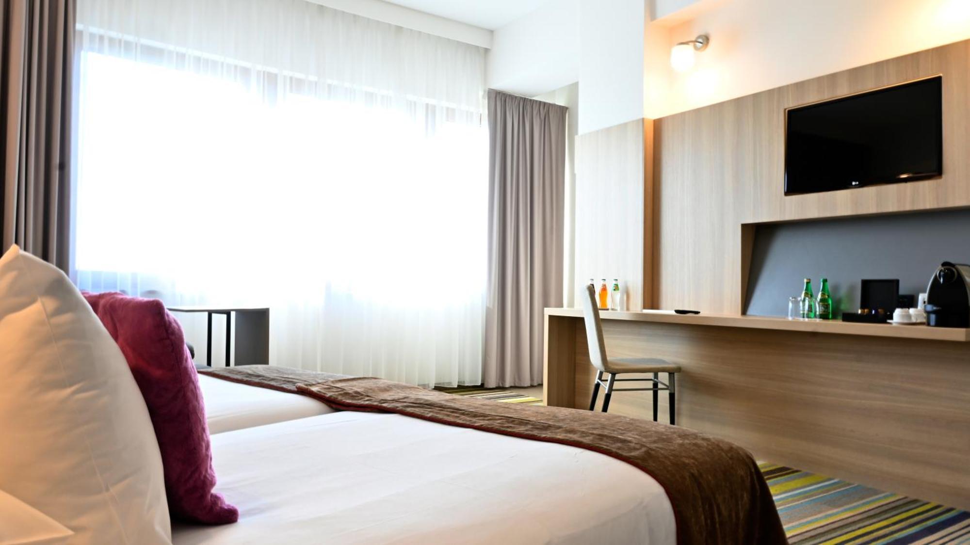 Mercure Piotrków Trybunalski Vestil Exterior foto